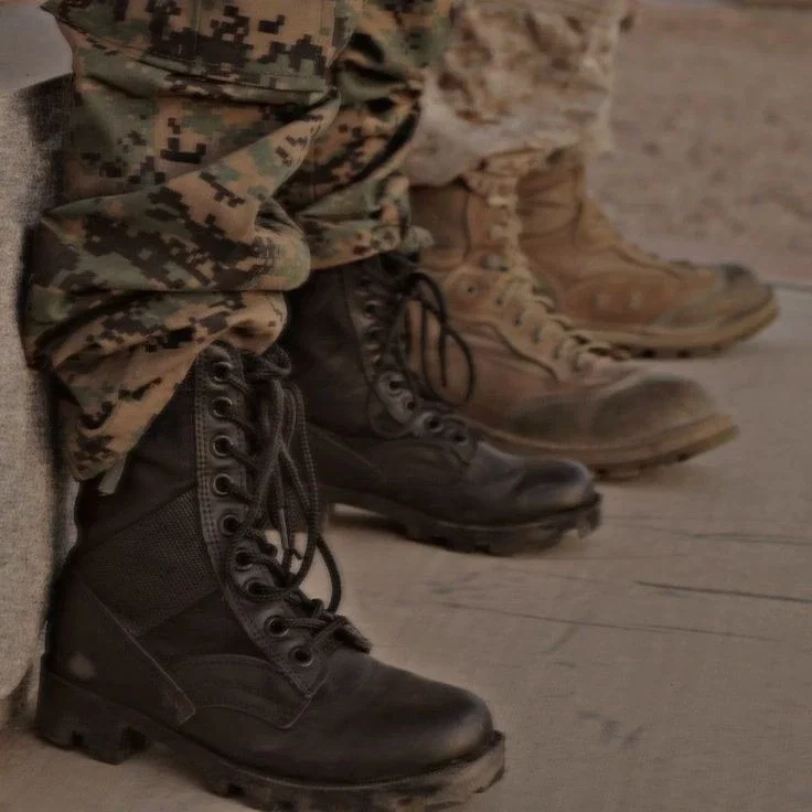Soldiers family 