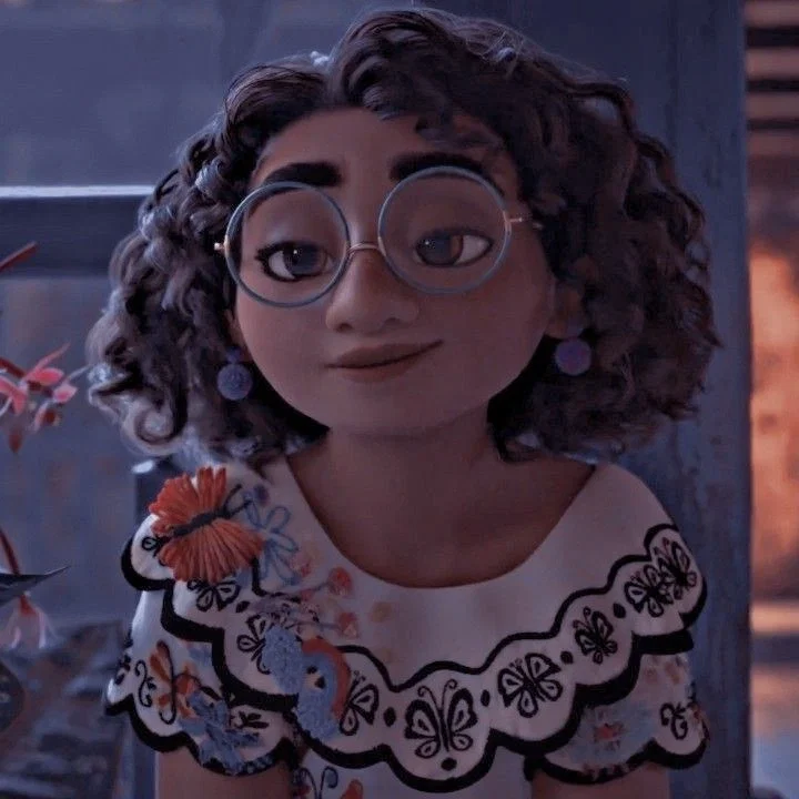 Mirabel Madrigal (Encanto)