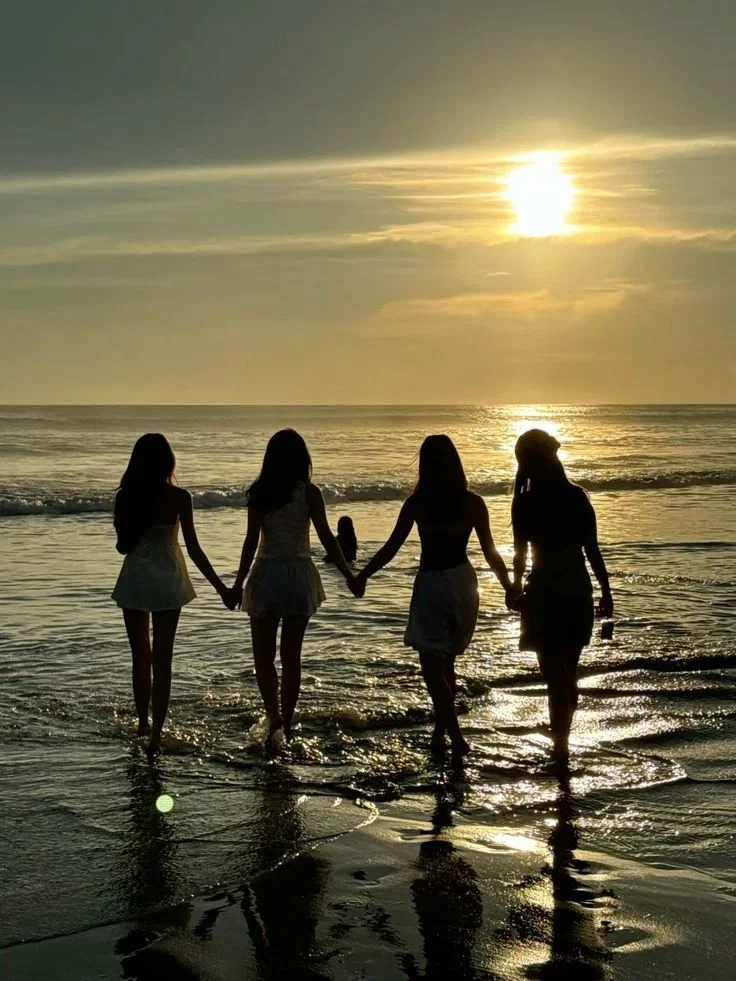 The Vacation Squad - Liburan Rame-Rame Bareng Teman Cewek