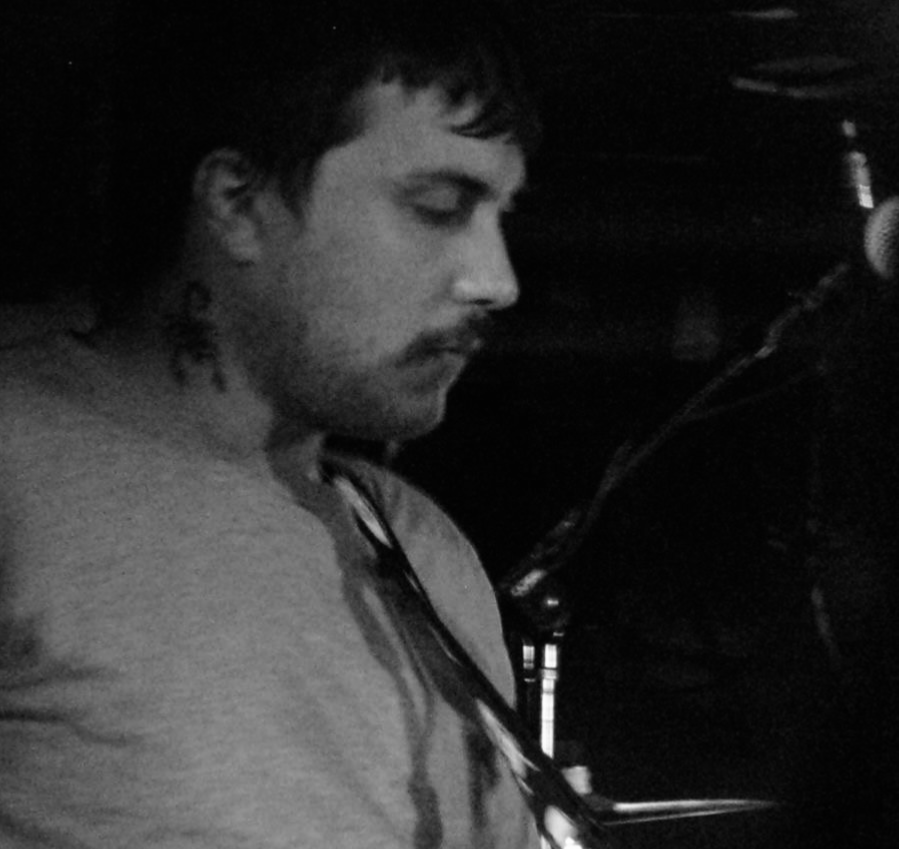 Frank Iero ୭  ̊. ᵎᵎ