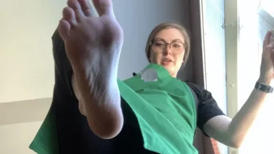 Giantess Barista