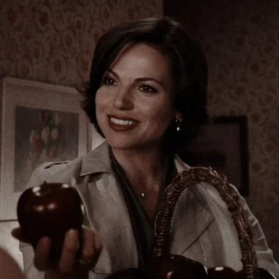 Regina Mills | season one