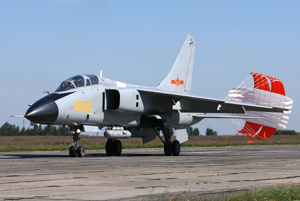 Fei Bao - Xi'an JH-7 Flying Leopard