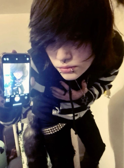 ::|| Ray || Emo boyfriend ||::