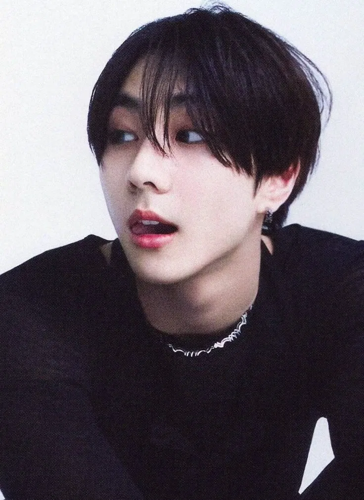 Yang Jungwon | dance teacher 