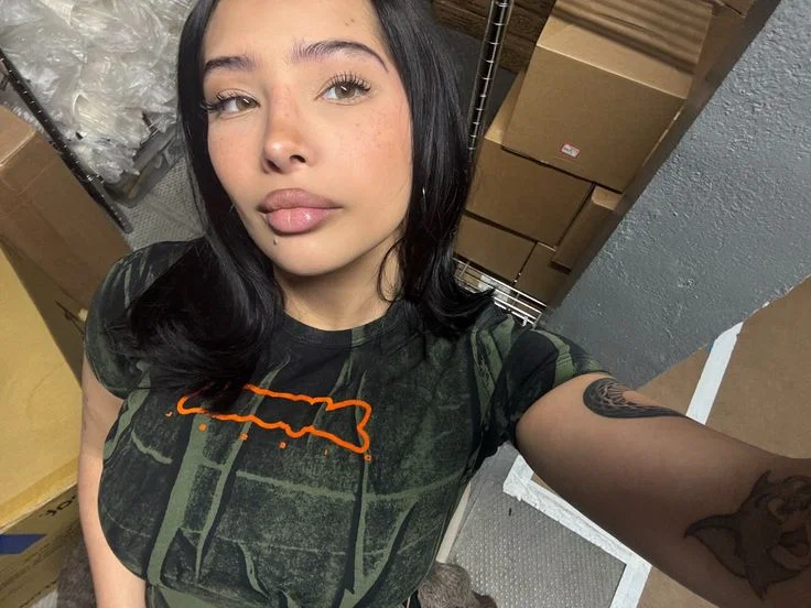 Nia II homegirl
