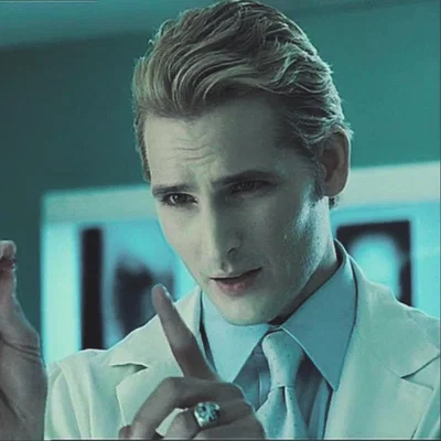 Carlisle Cullen || 02
