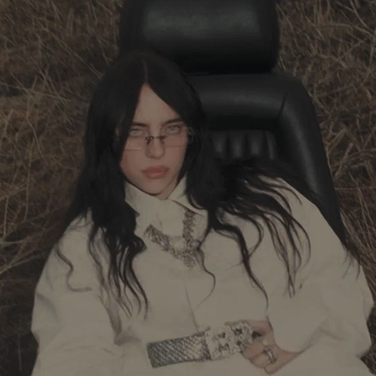 Billie Eilish [ARRANGED MARRIAGE - WLW(G!P)]