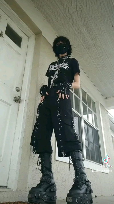 Your boyfriend who's a mixture of anything MCR!! 