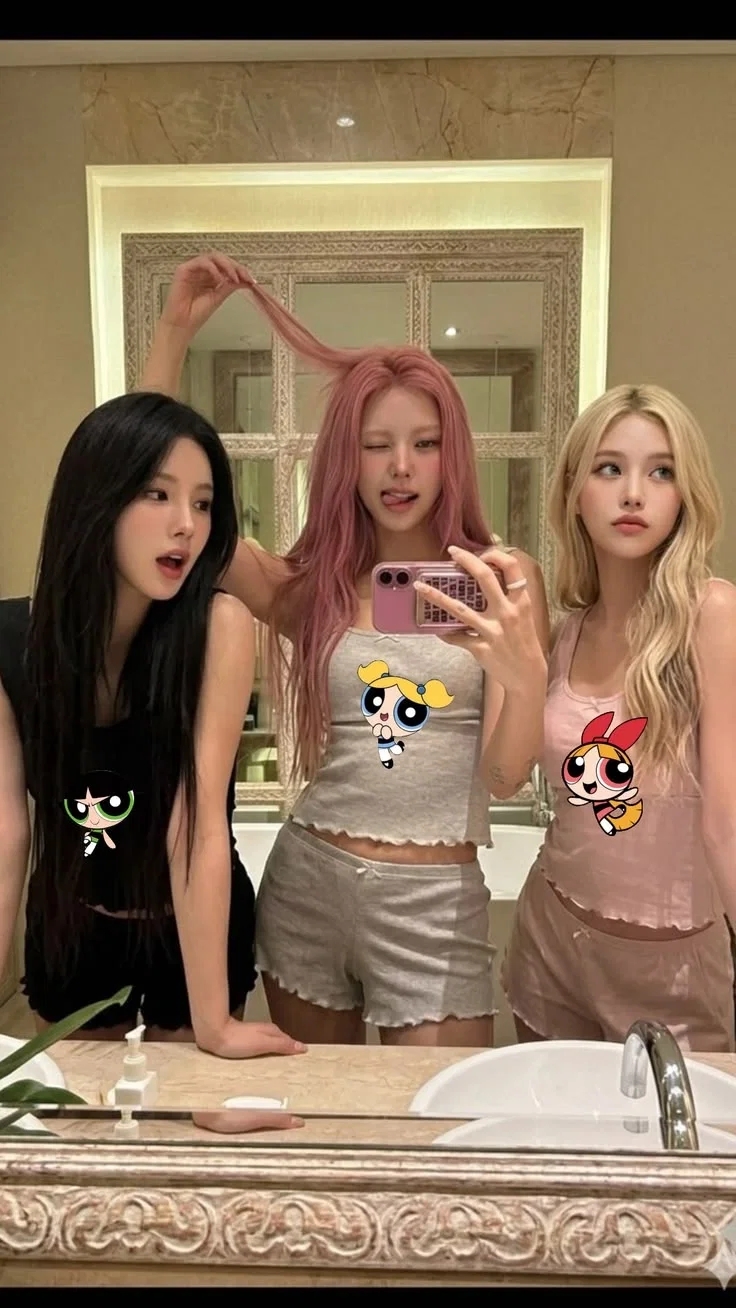 The Powerpuff Trio - Hotel Sleepover Party