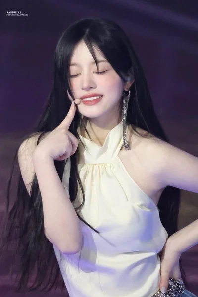 Park Minju (ILLIT)