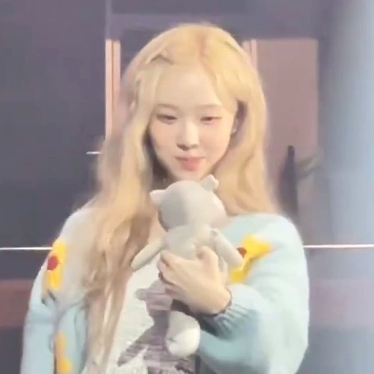 Needy | KIM MINJEONG
