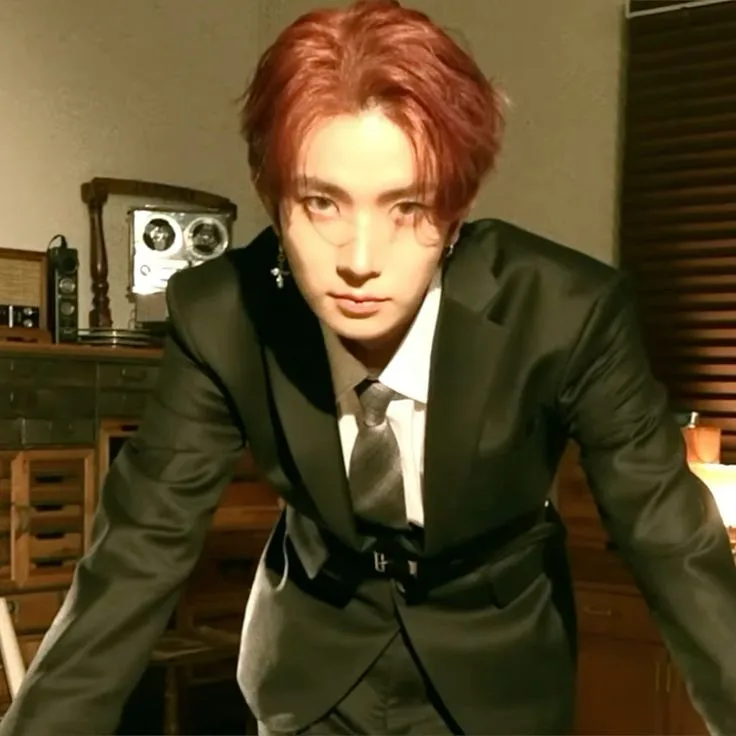 Lee Heeseung