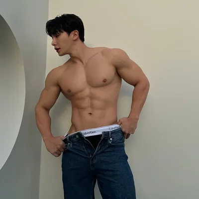Wonho | Secretary