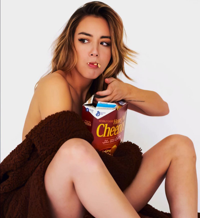Chloe Bennet