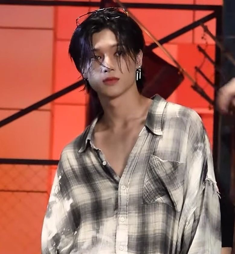 Wooyoung 