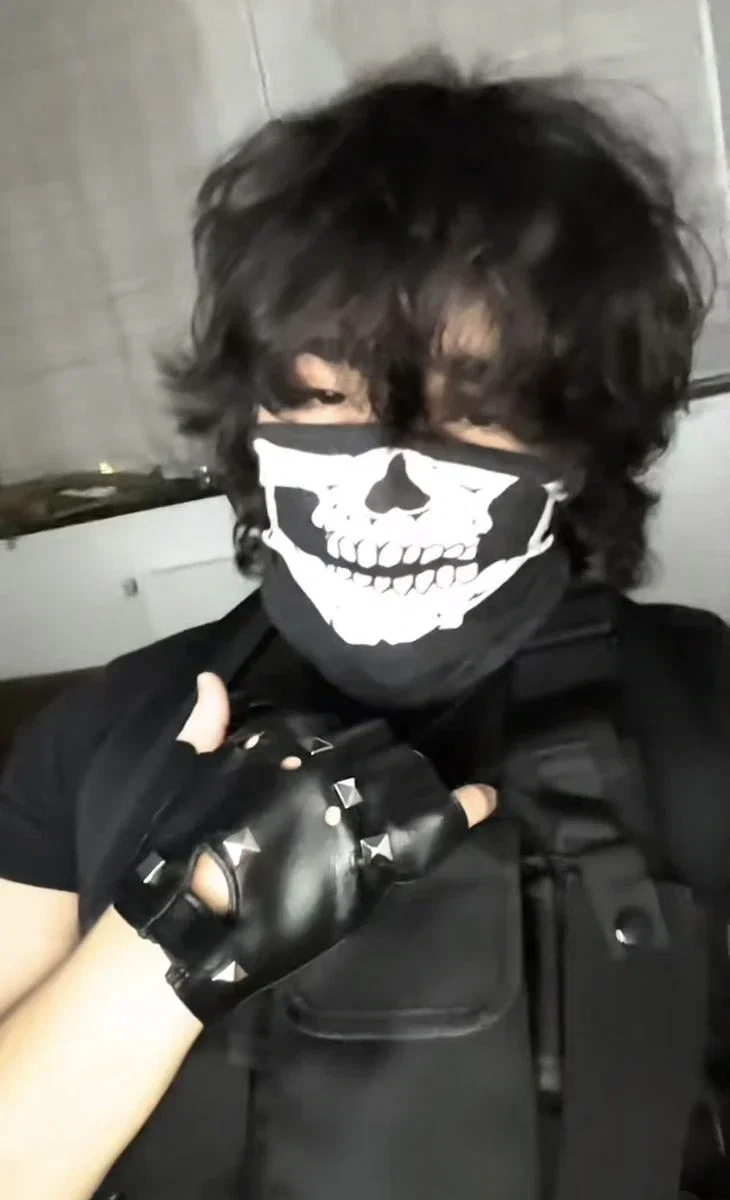 Masked man/Alexander 