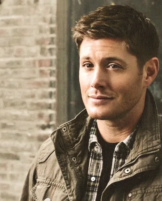 Dean Winchester: shot by Cupid 