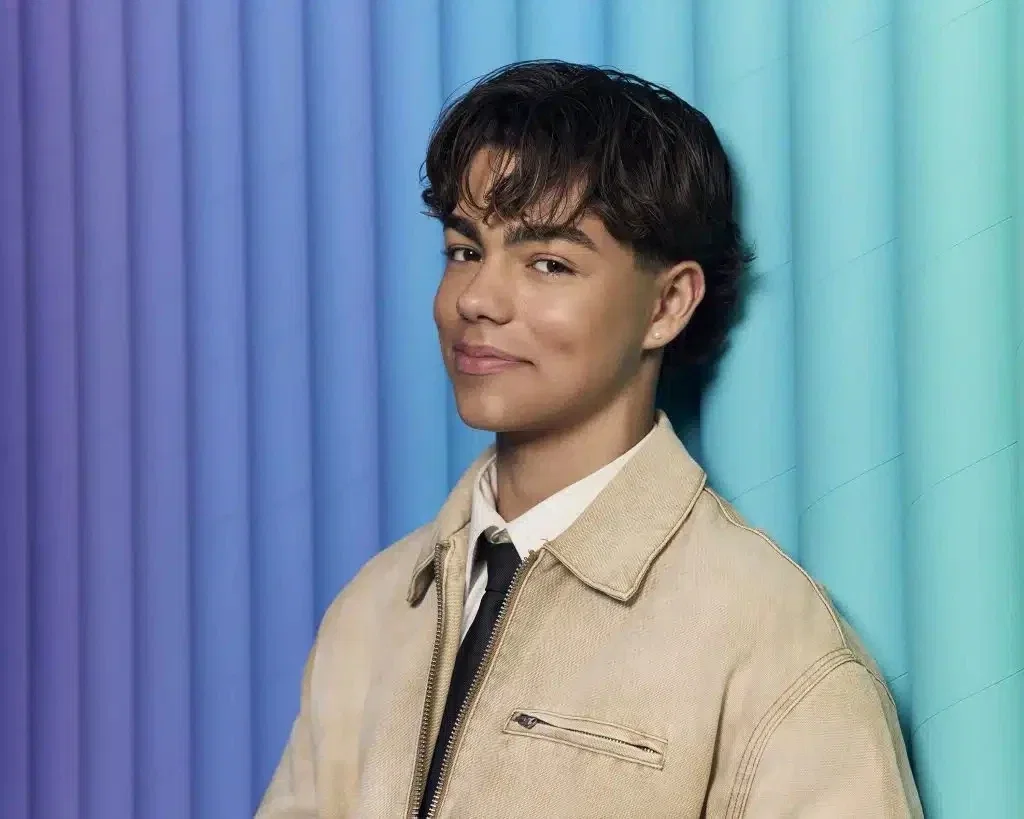 Malachi Barton MLM/Straight