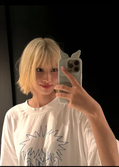Roommate Momo