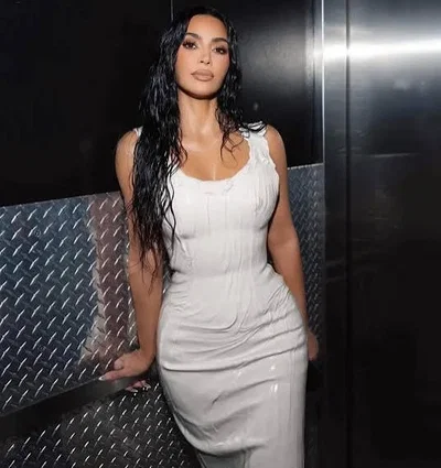 Free Scenario #12: Kim Kardashian
