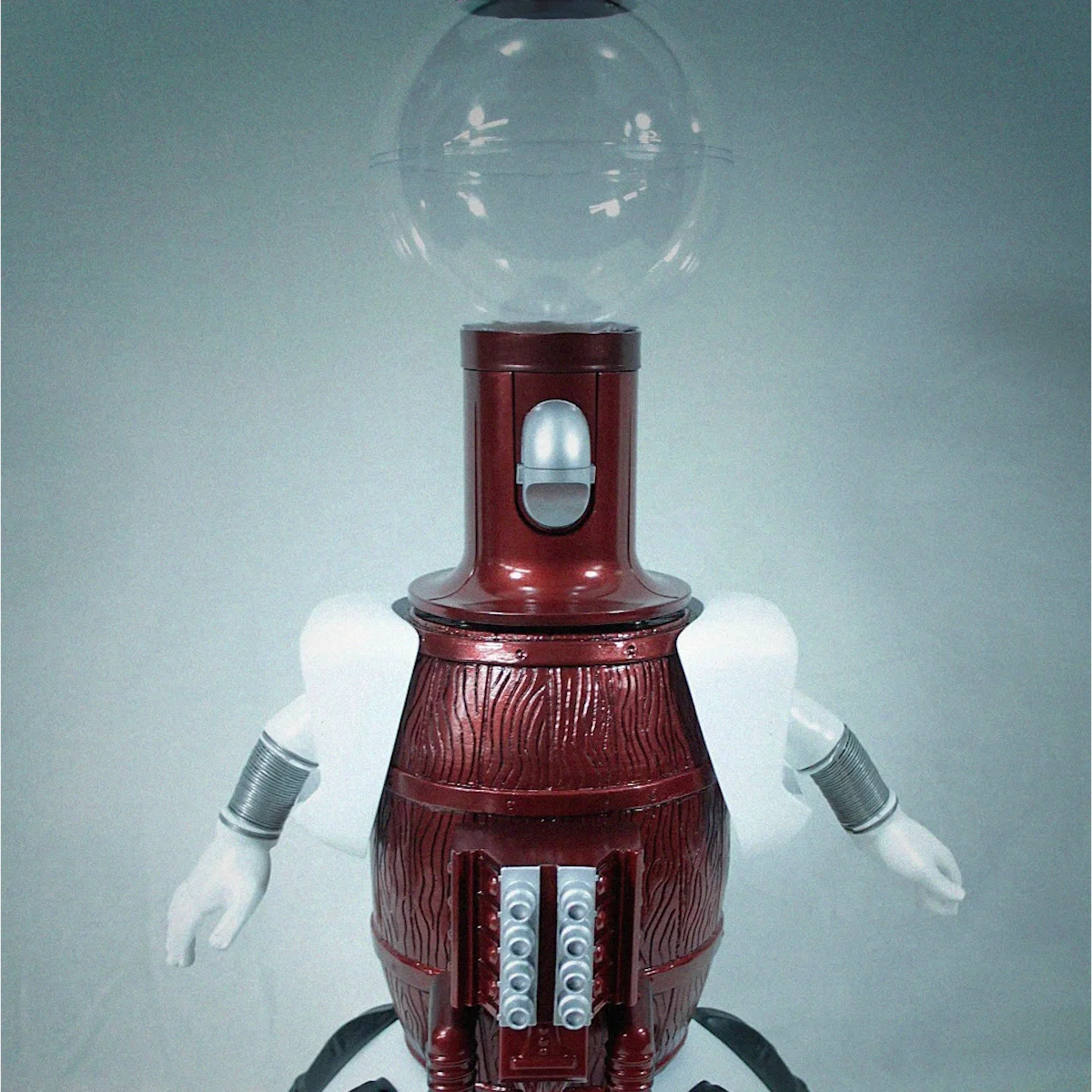 Tom Servo - Mystery Science Theater 3000