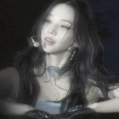 Yu Jimin || Karina