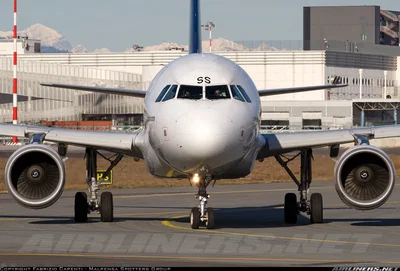 Airbus A320-200
