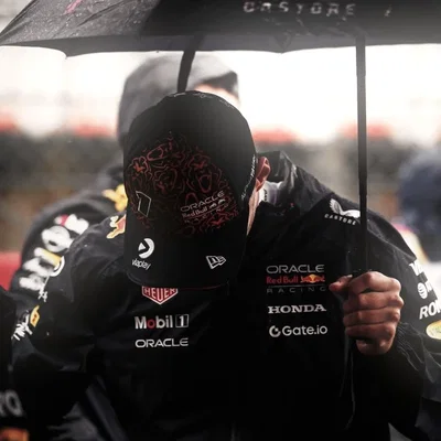 Max Verstappen // Strangers Under One Umbrella