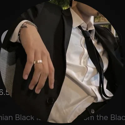 Alpha - Damien Black