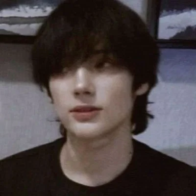 Huening Kai — Exposed on Live