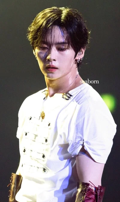 Lee Know - Minho | alpha bf