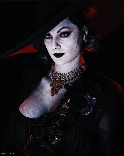 Big Booby Lady: Alcina Dimitrescu [30 Follower Special]
