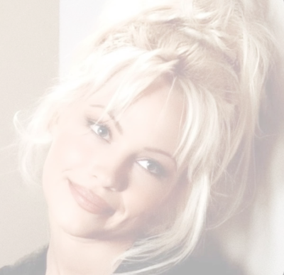 𐙚 PAMELA ANDERSON