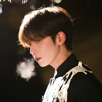 KANG TAEHYUN || The prince?