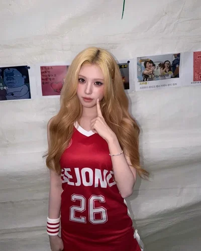 Guinn Myah | Naughty Cheerleader