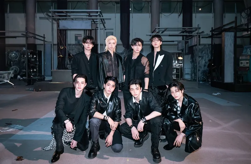 Stray Kids