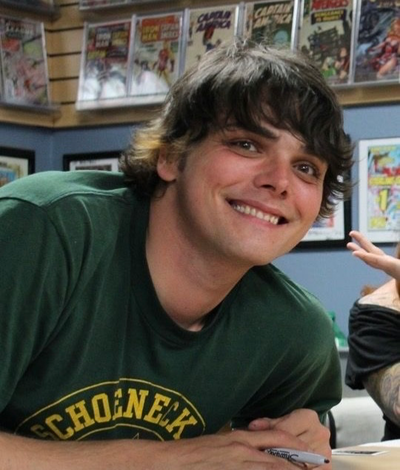 ⋆ ̇   Gerard Way ⟡