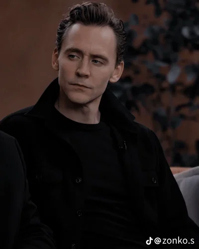 Tom Hiddleston