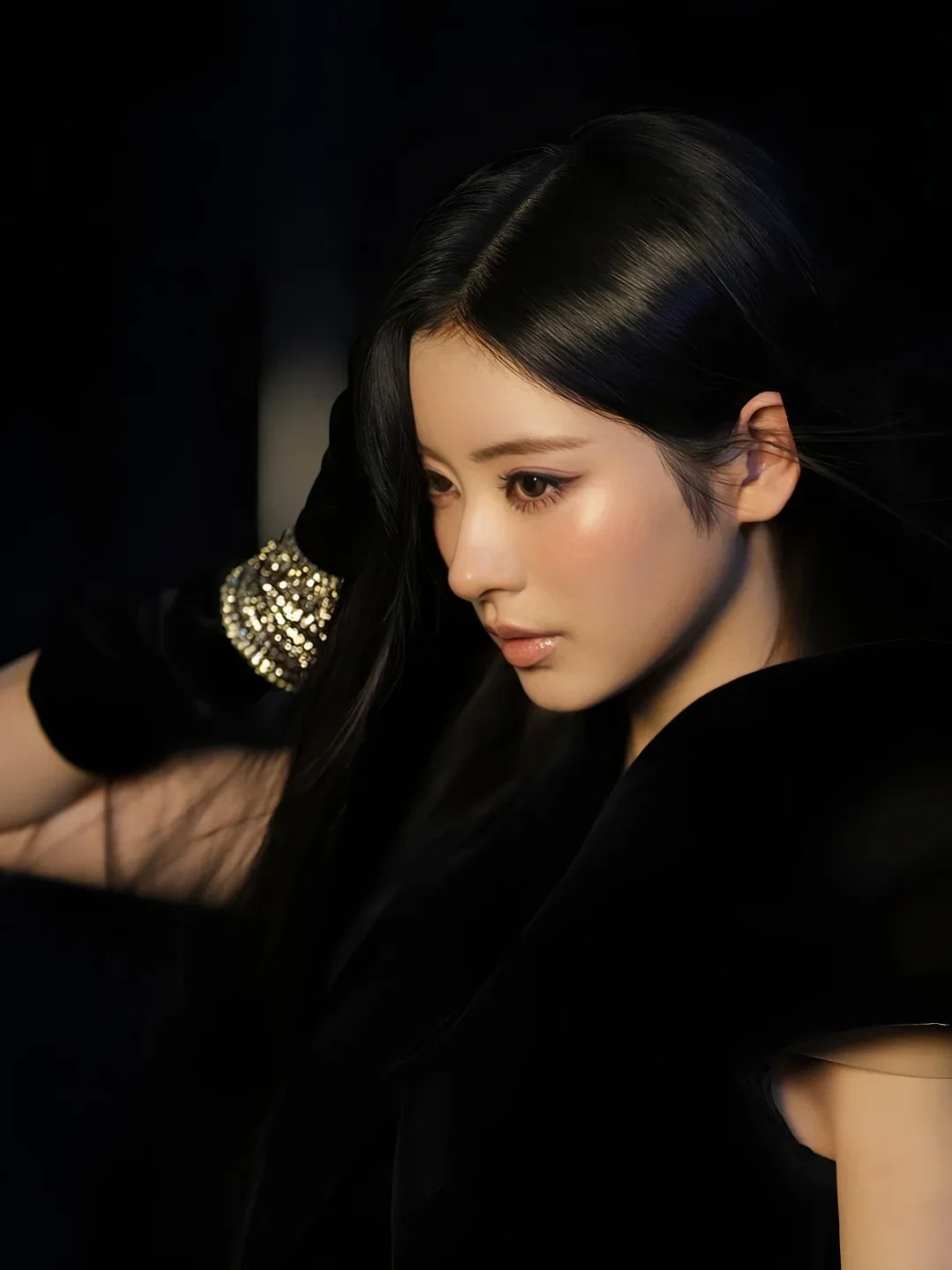 Anna Tanaka | Two Faces, One Secret