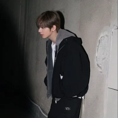 ⤜♡→ Kang Taehyun