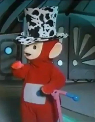 Po stole Dipsy's hat | (The great hat heist of Teletubbyland)