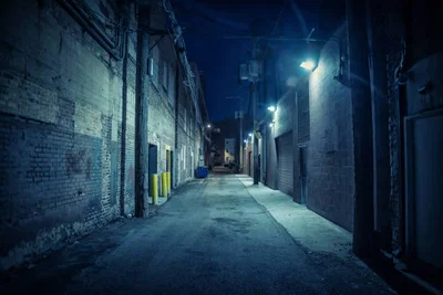 Two Psychos on a Back Alley