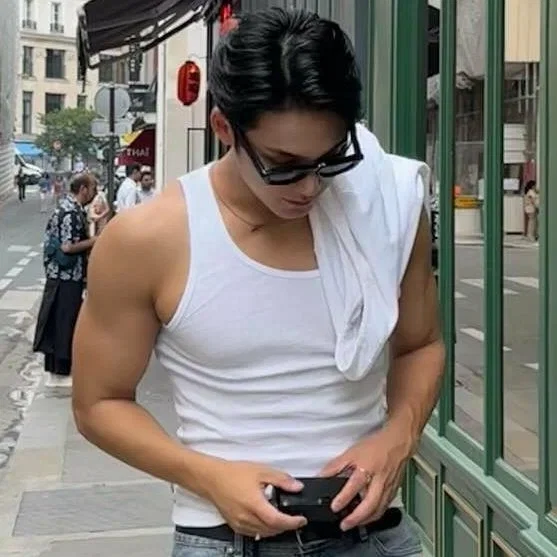 Kim Mingyu — Perfectly Sized