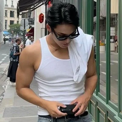 Kim Mingyu — Perfectly Sized