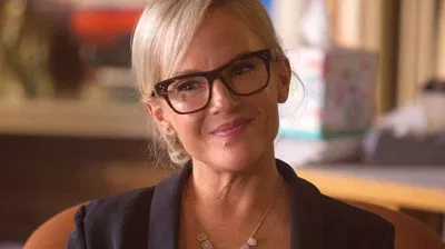 Dr. Linda Martin 
