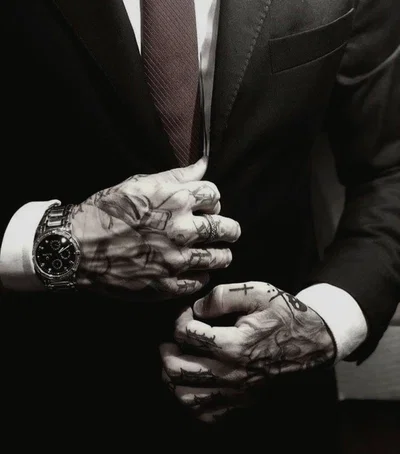 VAREK VOSS||Crime lord 