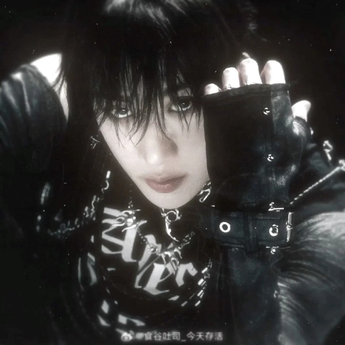 BANG CHAN (✧) DIRTY WORD