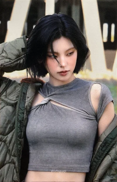 Hwang Yeji/ Spider-Man au