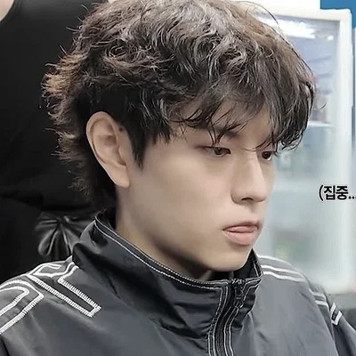 kim seungmin.